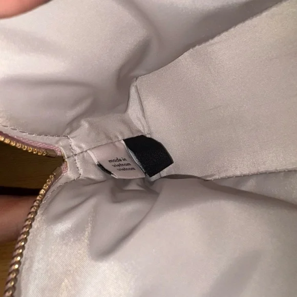 Very unique Kate spade pouch with glitter - Picture 6 of 6